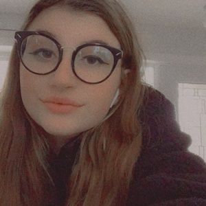 Meet your Posher, Josie